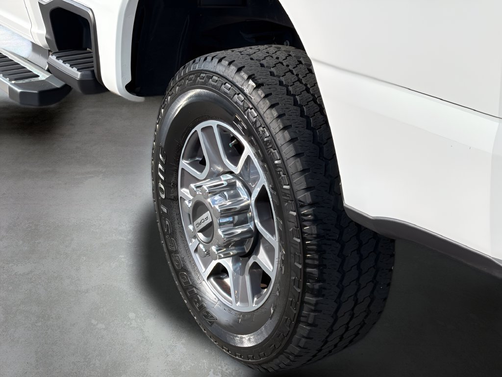 Used 2024 Ford F250 Lariat AWD/4WD image 9