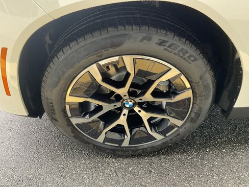 Certified 2025 BMW X3 xDrive30i w/ Premium Package image 27