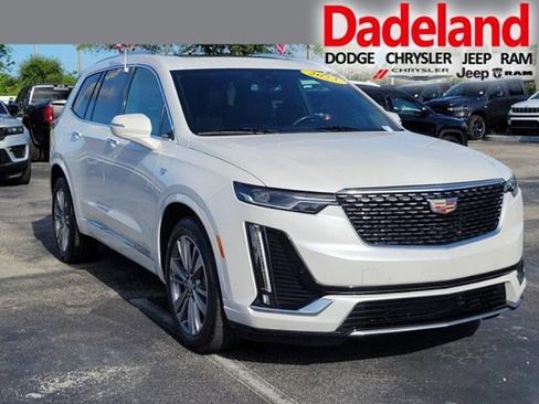 Used 2023 Cadillac XT6 Premium Luxury FWD image 1
