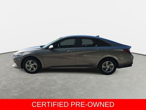 Used 2023 Hyundai Elantra SE FWD image 8