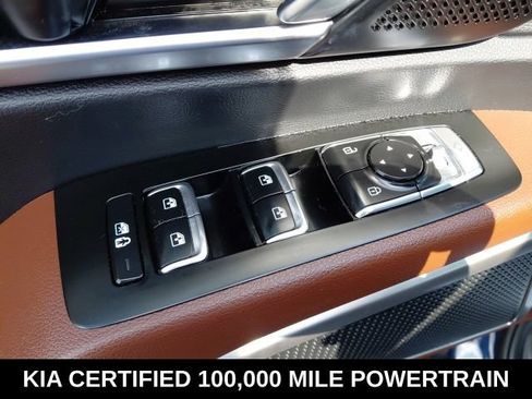 Certified 2024 Kia Telluride EX w/ EX Captain's Chair Package FWD image 20