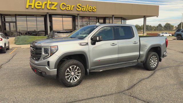 Used 2023 GMC Sierra 1500 AT4 w/ AT4 Premium Package AWD/4WD image 4