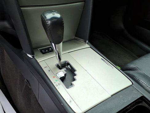 Used 2011 Toyota Camry SE w/ Sport Leather Pkg FWD image 22