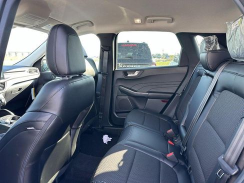 New 2026 Ford Escape SE image 4
