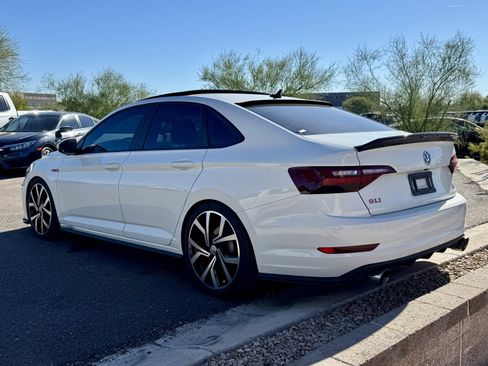 Used 2019 Volkswagen Jetta GLI Autobahn image 5
