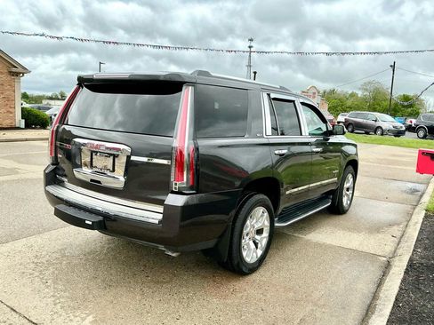 Used 2016 GMC Yukon SLT w/ Open Road Package AWD/4WD image 5