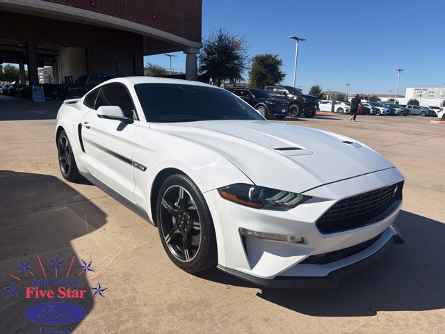Used 2020 Ford Mustang GT Premium w/ Equipment Group 401A RWD image 1