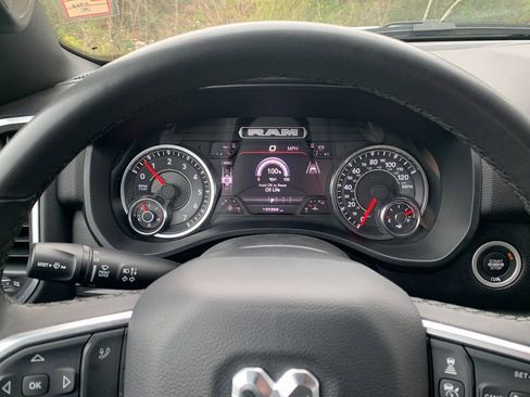 Used 2025 RAM 1500 Big Horn image 9