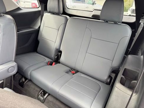 Used 2020 Chevrolet Traverse Premier w/ LPO, Floor Liner Package image 25