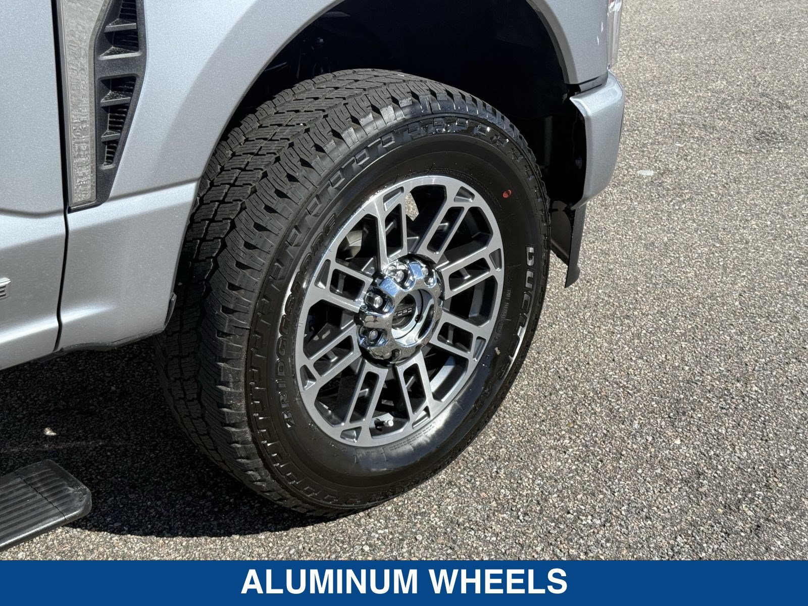 New 2027 Ford F350 Platinum w/ Platinum Plus Package AWD/4WD image 14