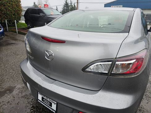 Used 2013 MAZDA MAZDA3 i SV w/ Convenience Pkg image 17