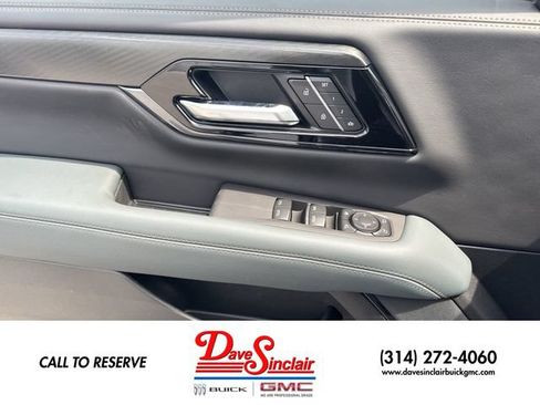 New 2026 GMC Yukon XL AT4 w/ AT4 Premium Plus Package AWD/4WD image 13