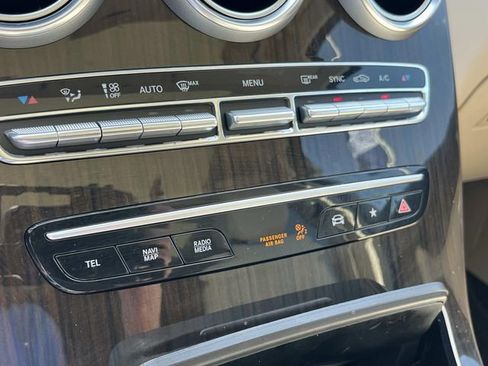 Used 2022 Mercedes-Benz GLC 300 image 39