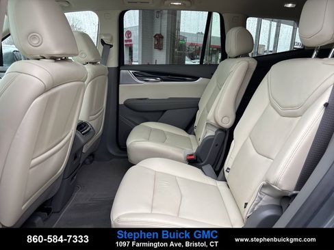 Used 2020 Cadillac XT6 Premium Luxury image 9