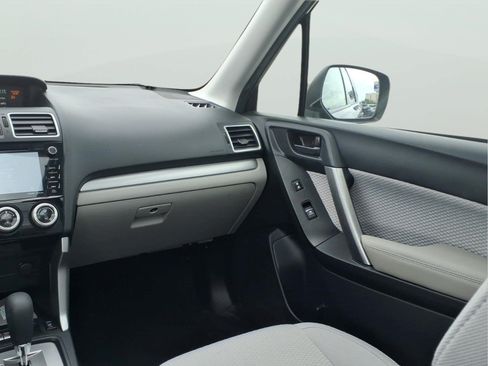 Used 2018 Subaru Forester 2.5i Premium w/ All-Weather Package AWD/4WD image 12