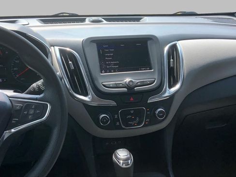 Used 2020 Chevrolet Equinox LS w/ LS Convenience Package FWD image 7