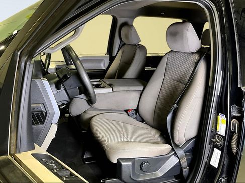 Used 2022 Ford F250 XLT image 21