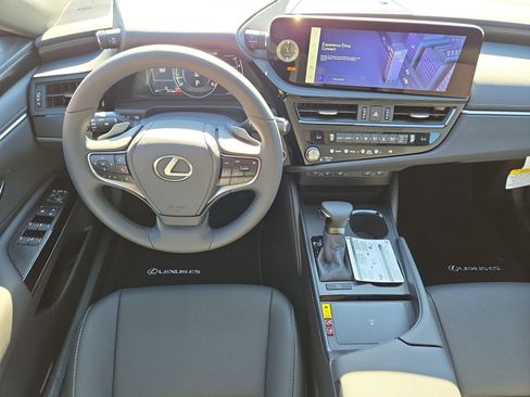 New 2025 Lexus ES 350 w/ Premium Package image 14