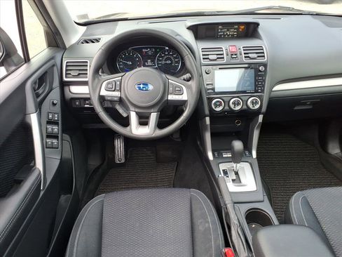 Used 2018 Subaru Forester 2.5i Premium image 14
