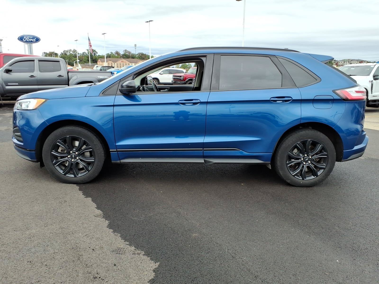 Certified 2024 Ford Edge SE w/ Black Appearance Package AWD/4WD image 6