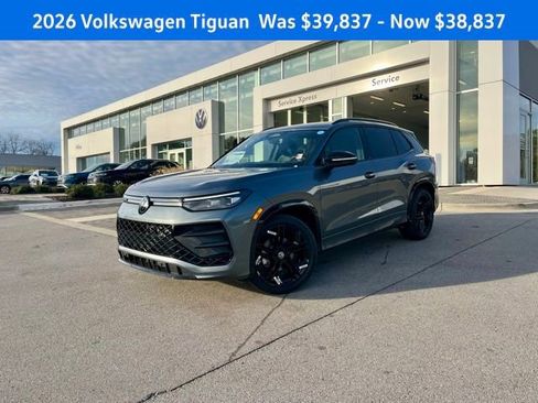 New 2026 Volkswagen Tiguan SE R-Line image 1