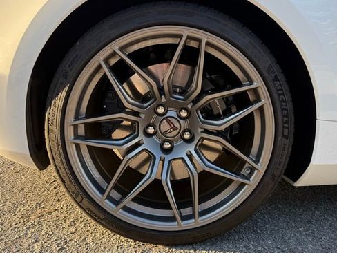 Used 2024 Chevrolet Corvette Z06 image 12
