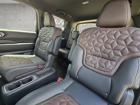 New 2026 Nissan Armada Platinum AWD/4WD image 22