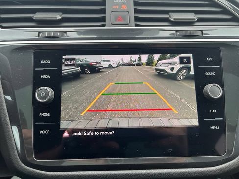 Certified 2024 Volkswagen Tiguan SE R-Line w/ MDO Package, Two-Row AWD/4WD image 21