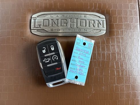 Used 2019 RAM 3500 Limited image 22