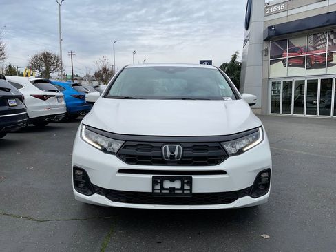 Used 2025 Honda Odyssey EX-L image 2