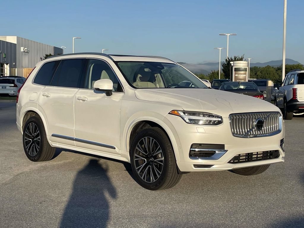 Used 2025 Volvo XC90 T8 Plus w/ Protection Package Premier AWD/4WD image 1