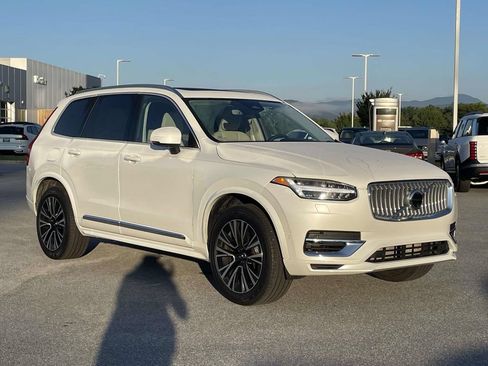 Used 2025 Volvo XC90 T8 Plus w/ Protection Package Premier AWD/4WD image 1