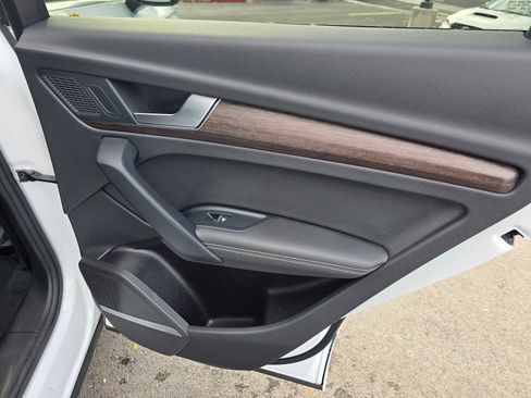 Used 2024 Audi Q5 2.0T Premium Plus image 13