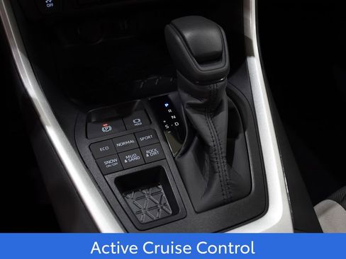 New 2025 Toyota RAV4 XLE image 22