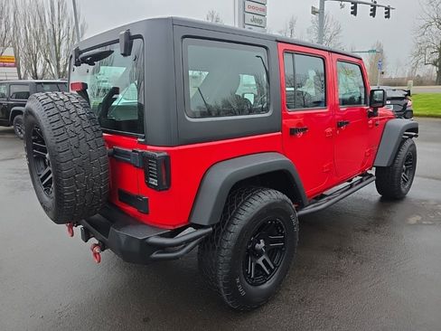 Used 2015 Jeep Wrangler Unlimited Sport w/ Connectivity Group image 5