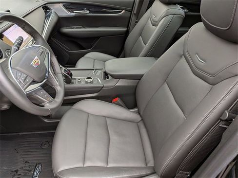 Certified 2024 Cadillac XT5 Premium Luxury w/ LPO, Floor Liner Package image 21