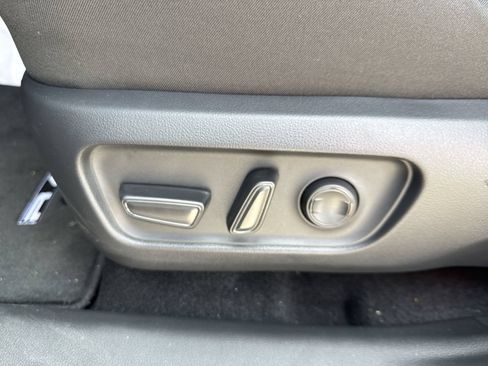 Used 2026 Toyota RAV4 SE AWD/4WD image 14