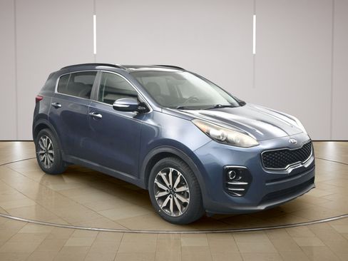 Used 2018 Kia Sportage EX w/ EX Premium Package FWD image 1