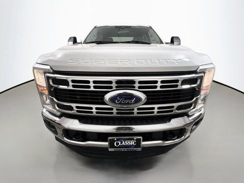 Used 2024 Ford F250 XLT w/ 360-Degree Camera Package AWD/4WD image 2