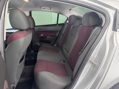 Used 2011 Chevrolet Cruze LT FWD image 12