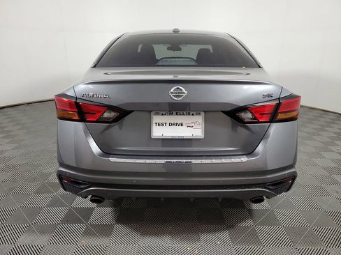 Used 2020 Nissan Altima 2.5 SR w/ Premium Package image 5