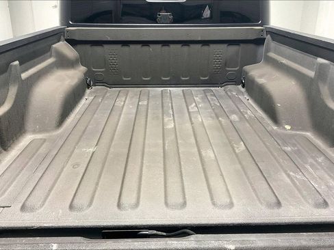 Used 2022 Jeep Gladiator Willys image 35