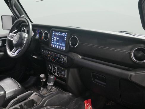 Used 2023 Jeep Wrangler Sahara w/ Cold Weather Group image 41