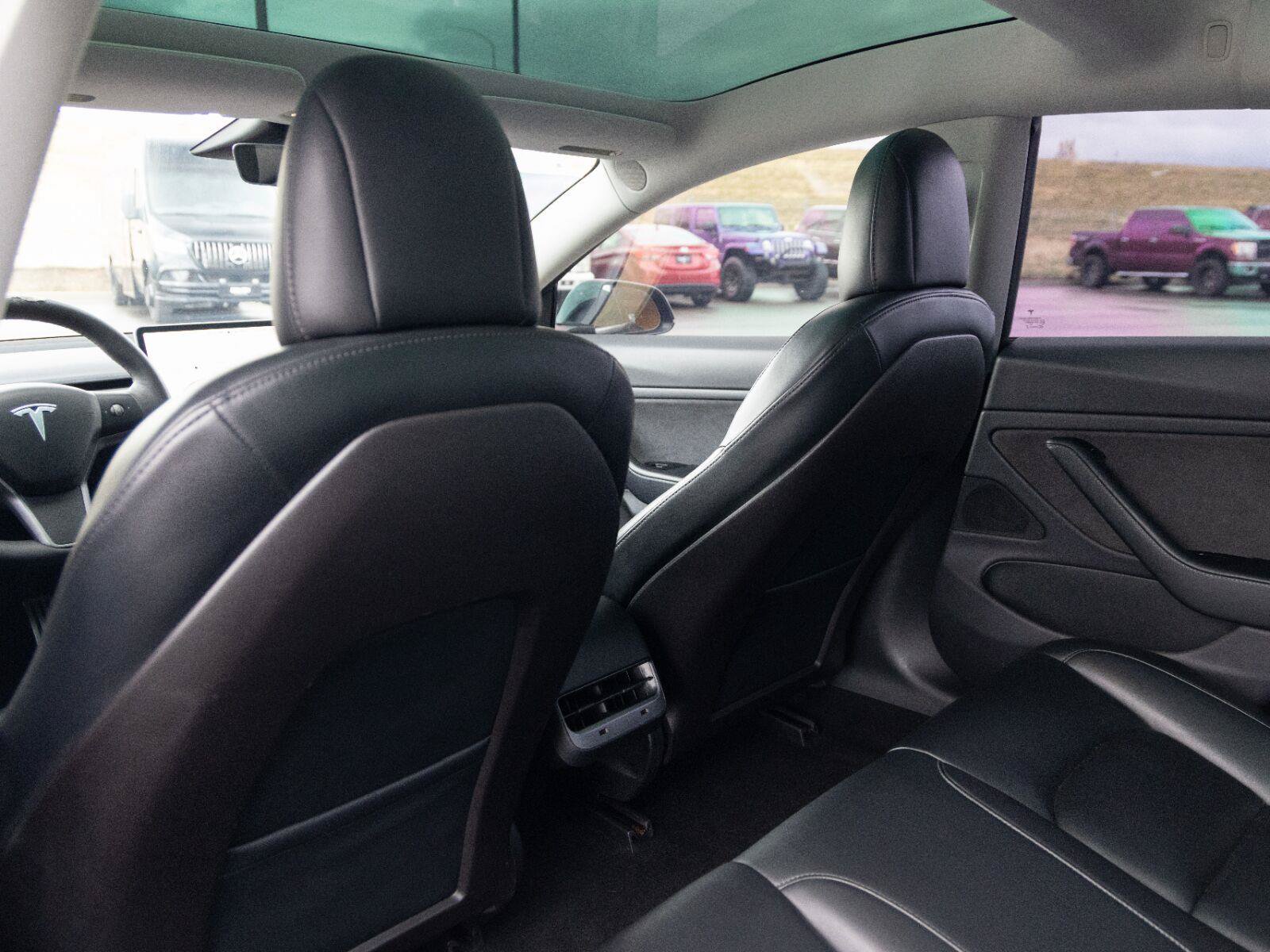 Used 2020 Tesla Model 3 Performance AWD/4WD image 21