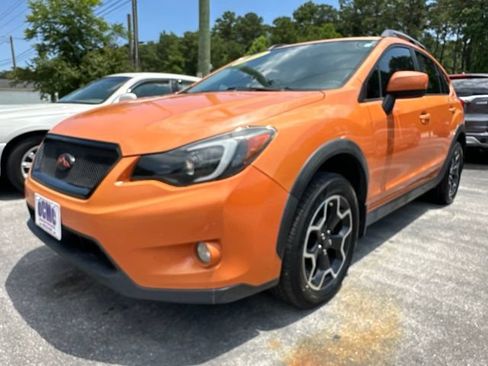Used 2013 Subaru Crosstrek 2.0i Limited w/ Popular Pkg 2 AWD/4WD image 3