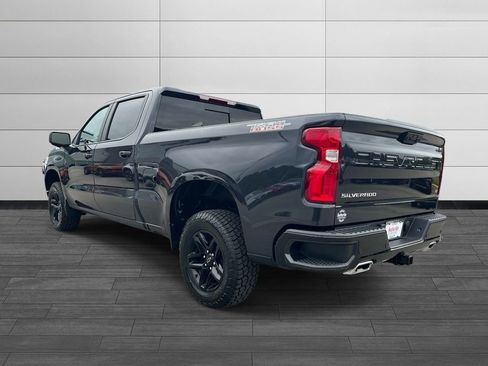 Used 2024 Chevrolet Silverado 1500 LT Trail Boss w/ Convenience Package II AWD/4WD image 5