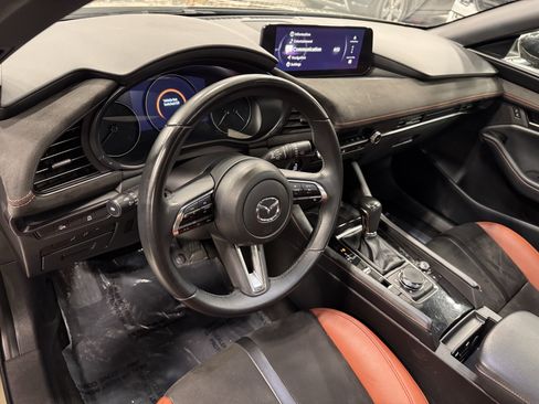Used 2024 MAZDA MAZDA3 s image 18