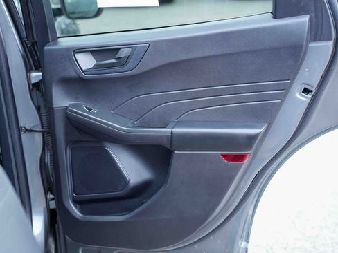 Certified 2022 Ford Escape SE w/ SE Sport Appearance Package image 17