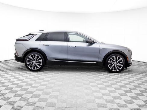 Certified 2024 Cadillac Lyriq Luxury w/ LPO, Floor Liner Package image 7