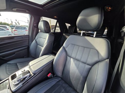 Used 2018 Mercedes-Benz GLE 350 w/ Premium 1 Package image 19